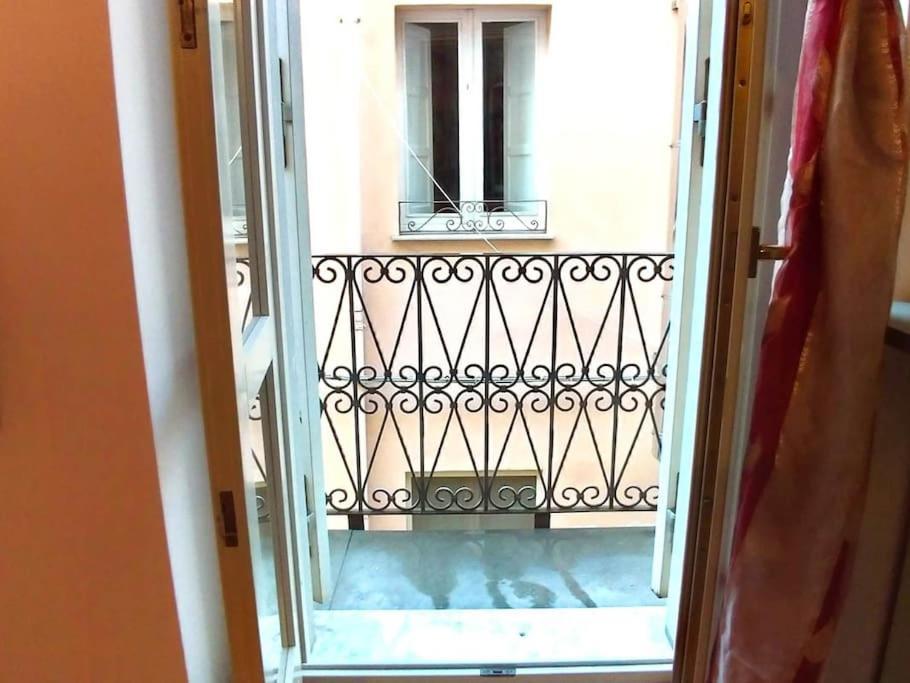 Apartment Comoda Casa In Centro